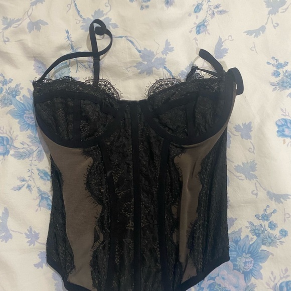 Out From Under Black Corset Urban Outfitters - Picture 3 of 3